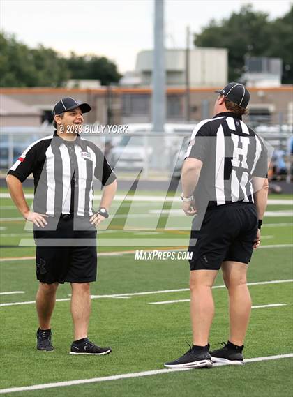 Thumbnail 2 in Grand Saline vs West Rusk photogallery.