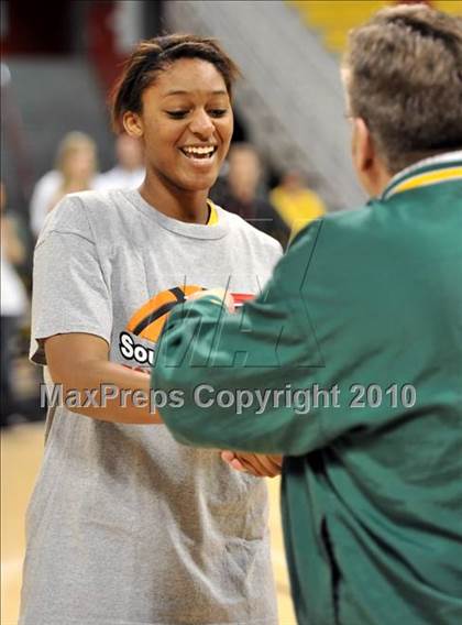 Thumbnail 1 in St. Joseph vs. Windward (CIF SS D4A Final) photogallery.