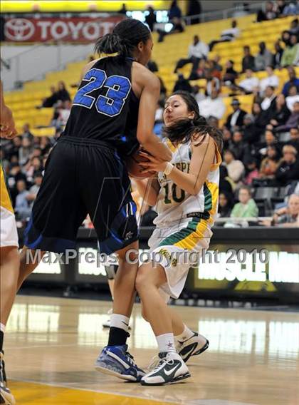 Thumbnail 1 in St. Joseph vs. Windward (CIF SS D4A Final) photogallery.