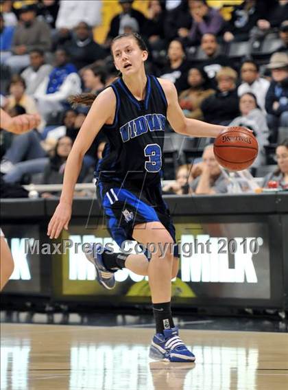 Thumbnail 1 in St. Joseph vs. Windward (CIF SS D4A Final) photogallery.