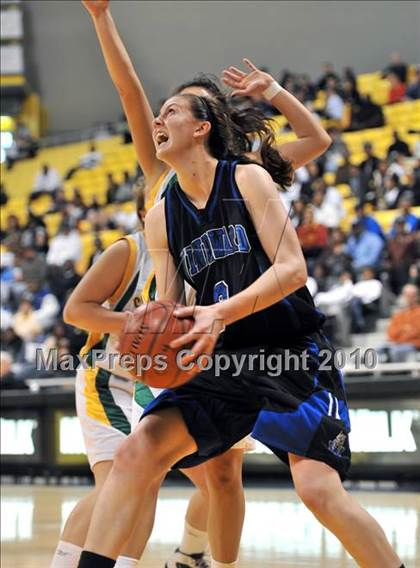 Thumbnail 2 in St. Joseph vs. Windward (CIF SS D4A Final) photogallery.