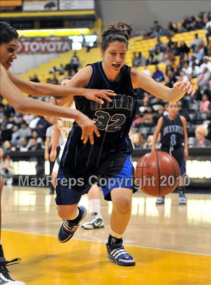 Thumbnail 2 in St. Joseph vs. Windward (CIF SS D4A Final) photogallery.