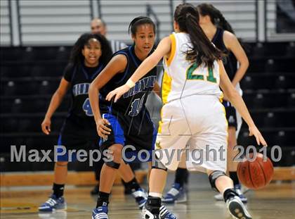 Thumbnail 2 in St. Joseph vs. Windward (CIF SS D4A Final) photogallery.