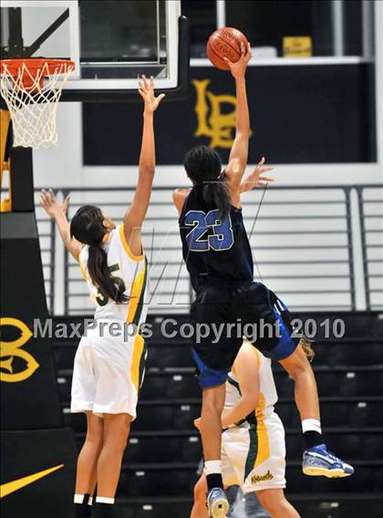 Thumbnail 1 in St. Joseph vs. Windward (CIF SS D4A Final) photogallery.