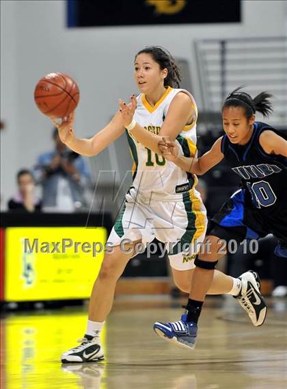 Thumbnail 1 in St. Joseph vs. Windward (CIF SS D4A Final) photogallery.