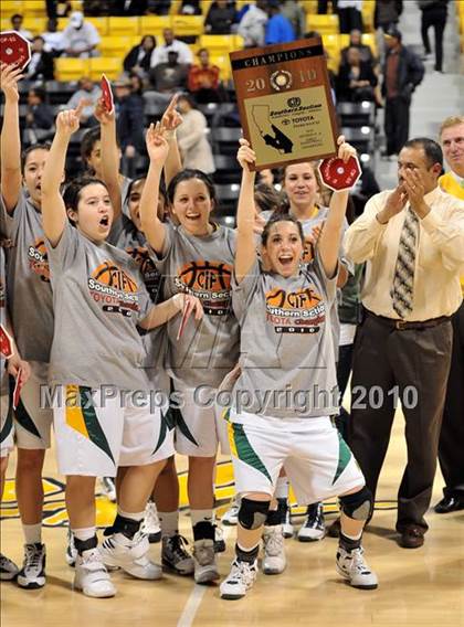 Thumbnail 3 in St. Joseph vs. Windward (CIF SS D4A Final) photogallery.