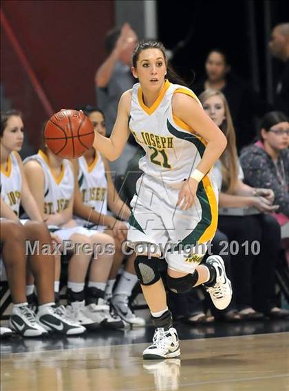 Thumbnail 3 in St. Joseph vs. Windward (CIF SS D4A Final) photogallery.