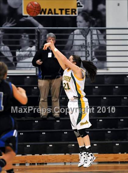Thumbnail 3 in St. Joseph vs. Windward (CIF SS D4A Final) photogallery.