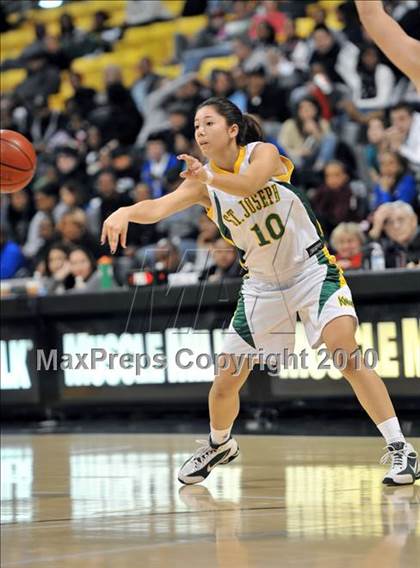Thumbnail 2 in St. Joseph vs. Windward (CIF SS D4A Final) photogallery.