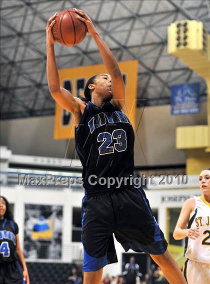 Thumbnail 2 in St. Joseph vs. Windward (CIF SS D4A Final) photogallery.