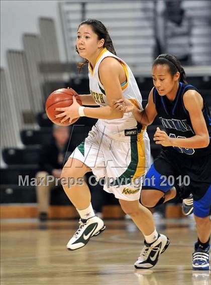 Thumbnail 3 in St. Joseph vs. Windward (CIF SS D4A Final) photogallery.