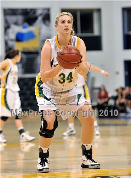 Thumbnail 3 in St. Joseph vs. Windward (CIF SS D4A Final) photogallery.
