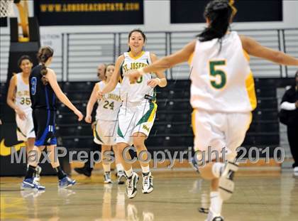 Thumbnail 2 in St. Joseph vs. Windward (CIF SS D4A Final) photogallery.