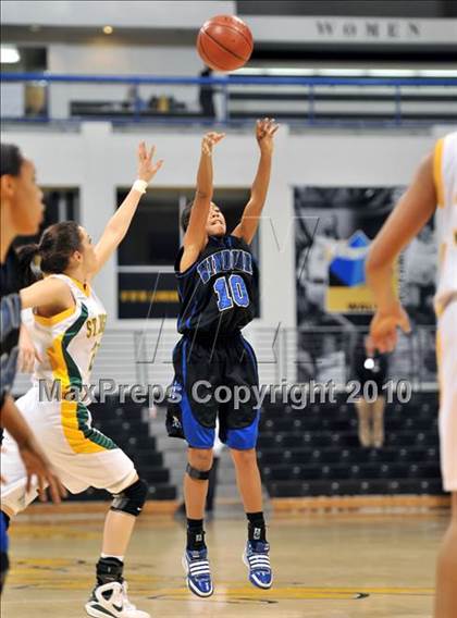 Thumbnail 2 in St. Joseph vs. Windward (CIF SS D4A Final) photogallery.