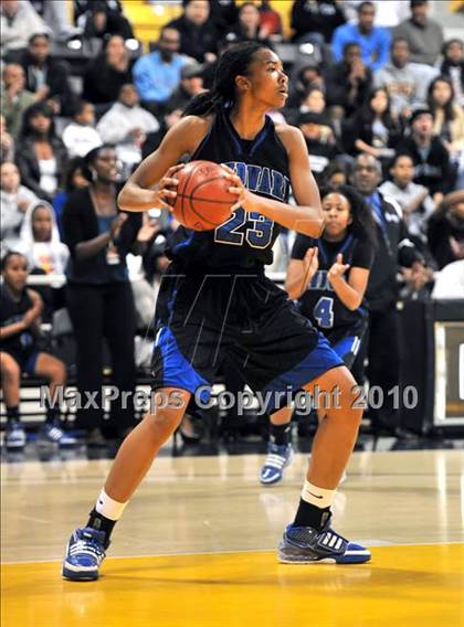 Thumbnail 3 in St. Joseph vs. Windward (CIF SS D4A Final) photogallery.
