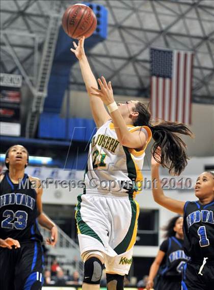 Thumbnail 1 in St. Joseph vs. Windward (CIF SS D4A Final) photogallery.
