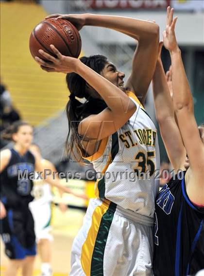 Thumbnail 2 in St. Joseph vs. Windward (CIF SS D4A Final) photogallery.