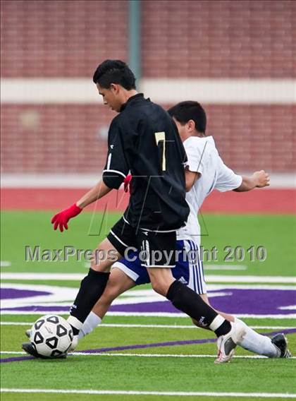 Thumbnail 2 in Angleton vs Galena Park (Angleton Wildcat Invitational) photogallery.