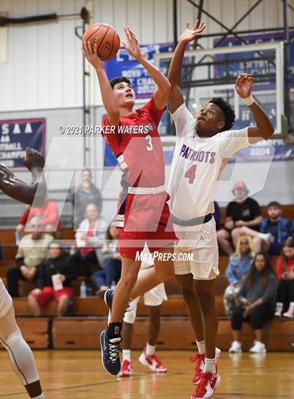 Thumbnail 1 in St. Martin's Episcopal @ John Curtis Christian (John Curtis Invitational) photogallery.