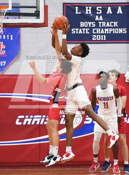 Thumbnail 3 in St. Martin's Episcopal @ John Curtis Christian (John Curtis Invitational) photogallery.