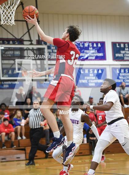 Thumbnail 3 in St. Martin's Episcopal @ John Curtis Christian (John Curtis Invitational) photogallery.