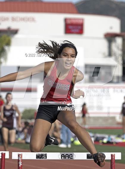 Thumbnail 1 in Paloma Valley vs Elsinore photogallery.