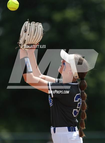 Thumbnail 2 in Olentangy Liberty vs Lancaster (OHSAA D1 District Final) photogallery.