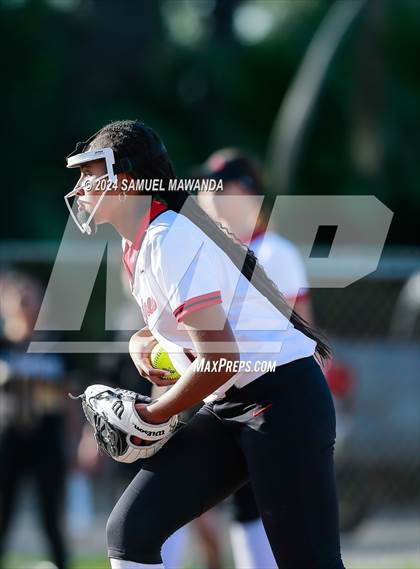 Thumbnail 2 in  San Fernando @ Harvard-Westlake photogallery.