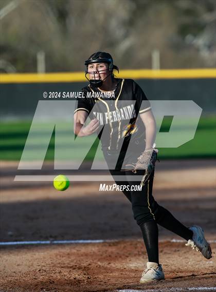 Thumbnail 2 in  San Fernando @ Harvard-Westlake photogallery.