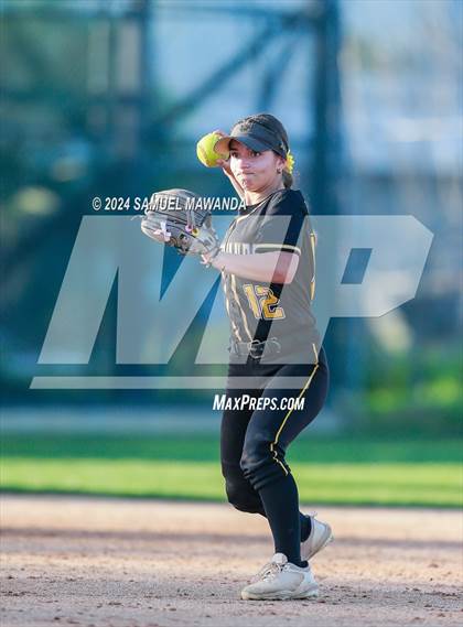 Thumbnail 3 in  San Fernando @ Harvard-Westlake photogallery.