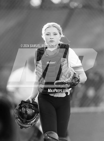 Thumbnail 3 in  San Fernando @ Harvard-Westlake photogallery.