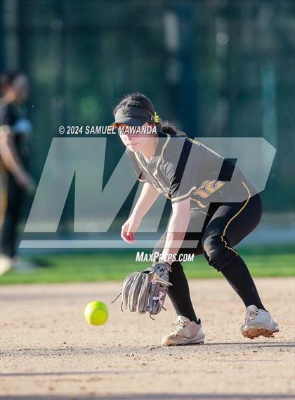 Thumbnail 2 in  San Fernando @ Harvard-Westlake photogallery.