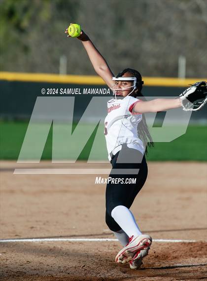 Thumbnail 2 in  San Fernando @ Harvard-Westlake photogallery.