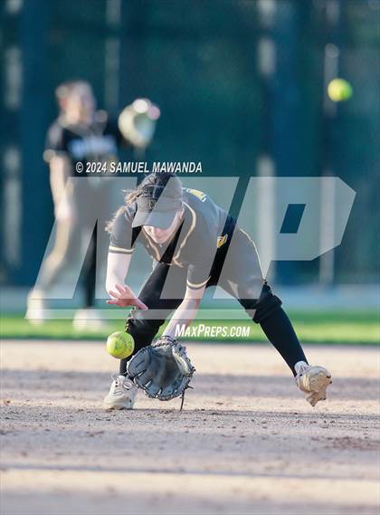 Thumbnail 1 in  San Fernando @ Harvard-Westlake photogallery.