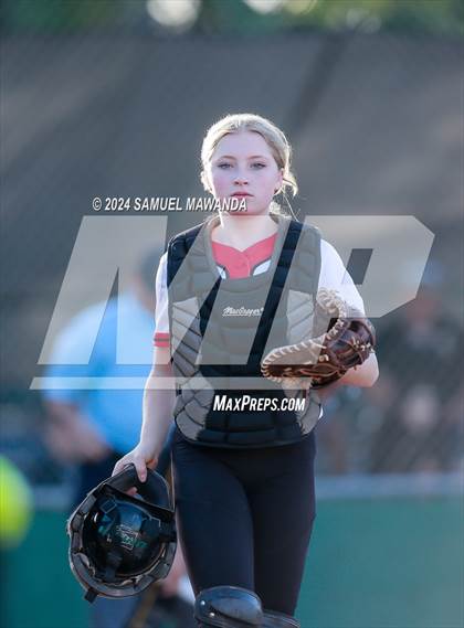 Thumbnail 2 in  San Fernando @ Harvard-Westlake photogallery.