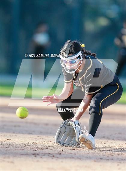Thumbnail 1 in  San Fernando @ Harvard-Westlake photogallery.