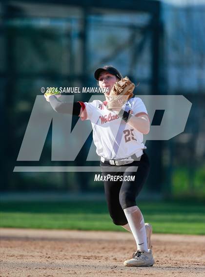 Thumbnail 2 in  San Fernando @ Harvard-Westlake photogallery.