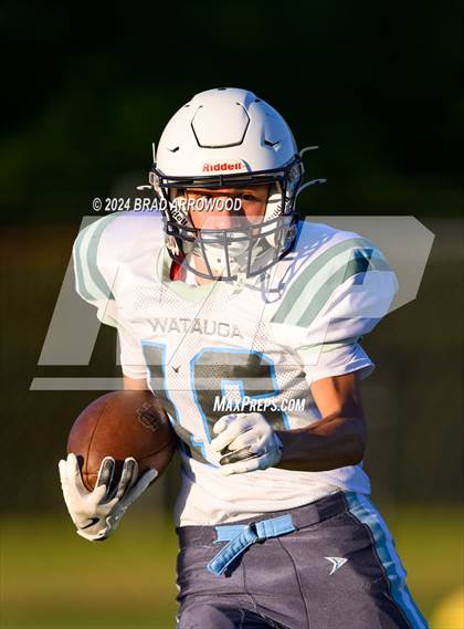 Thumbnail 3 in Watauga @ North Davidson photogallery.