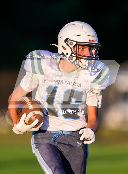 Thumbnail 1 in Watauga @ North Davidson photogallery.