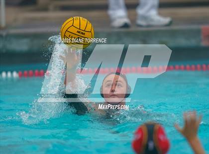 Thumbnail 2 in Laguna Beach vs Woodrow Wilson (Bill Barnett Holiday Cup) photogallery.