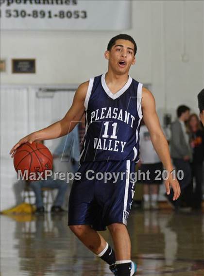 Thumbnail 3 in Pleasant Valley vs. Chico (CIF NS D2 Final) photogallery.
