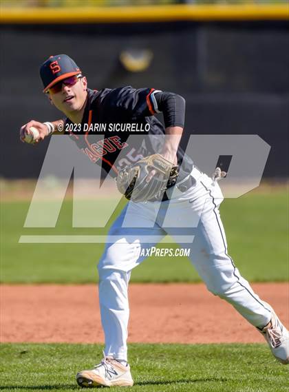 Thumbnail 3 in Sprague vs Shaker Heights (Coach Bob Invitational) photogallery.
