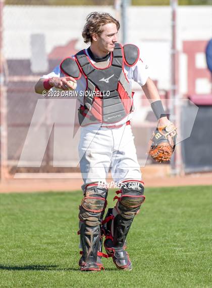 Thumbnail 2 in Sprague vs Shaker Heights (Coach Bob Invitational) photogallery.