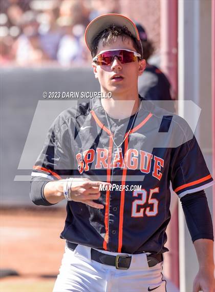 Thumbnail 3 in Sprague vs Shaker Heights (Coach Bob Invitational) photogallery.