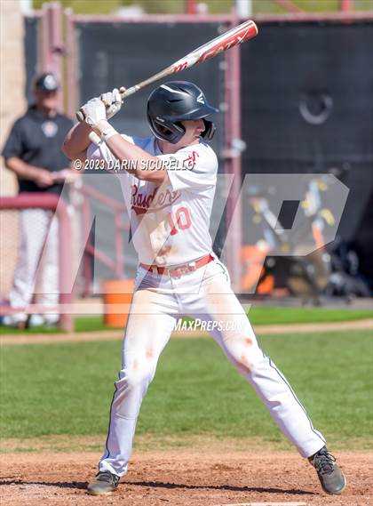 Thumbnail 3 in Sprague vs Shaker Heights (Coach Bob Invitational) photogallery.