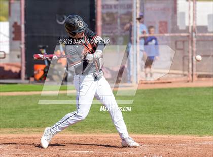 Thumbnail 3 in Sprague vs Shaker Heights (Coach Bob Invitational) photogallery.