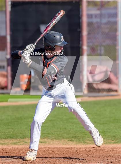 Thumbnail 3 in Sprague vs Shaker Heights (Coach Bob Invitational) photogallery.