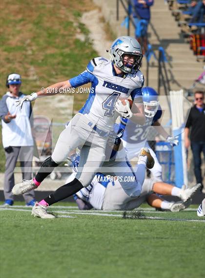 Thumbnail 3 in Freeburg @ Columbia (IHSA 1st Round Playoff) photogallery.