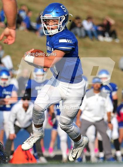 Thumbnail 2 in Freeburg @ Columbia (IHSA 1st Round Playoff) photogallery.