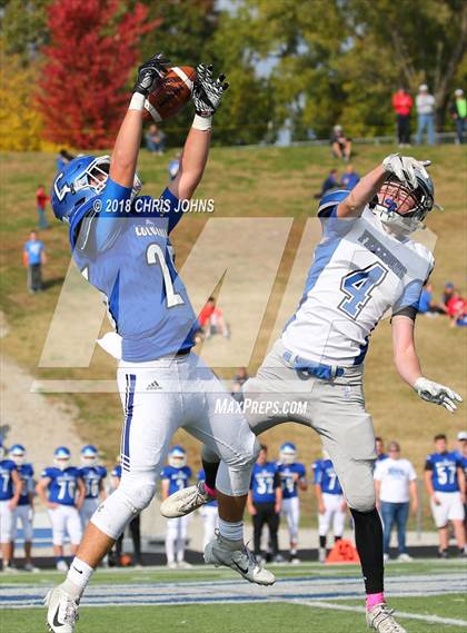 Thumbnail 2 in Freeburg @ Columbia (IHSA 1st Round Playoff) photogallery.